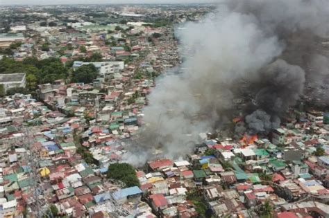 100 pamilya apektado ng sunog sa Quezon City .